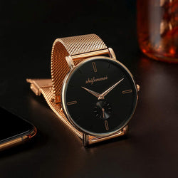 Reloj Minimalista marca Shifenmei color Dorado y Negro