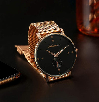 Reloj Minimalista marca Shifenmei color Dorado y Negro